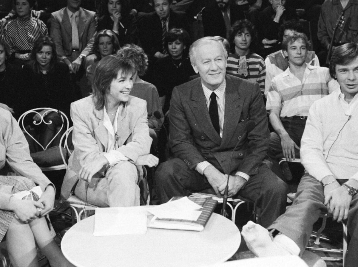 Nos années Grand Échiquier : plongée dans une émission culte de la télévision française